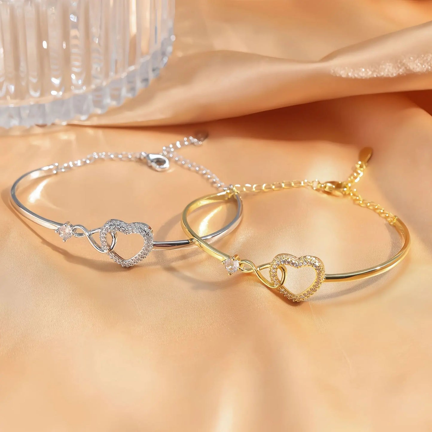 A Gift for Daughters – Infinity Heart Keepsake Bracelet